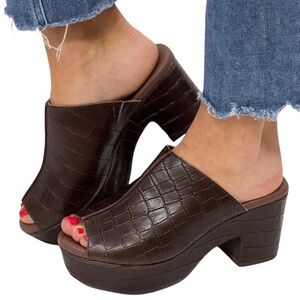 *WORN ONCE* Chocolat Blu Gadis Platform Shoe in Brown Embossed Crocodile